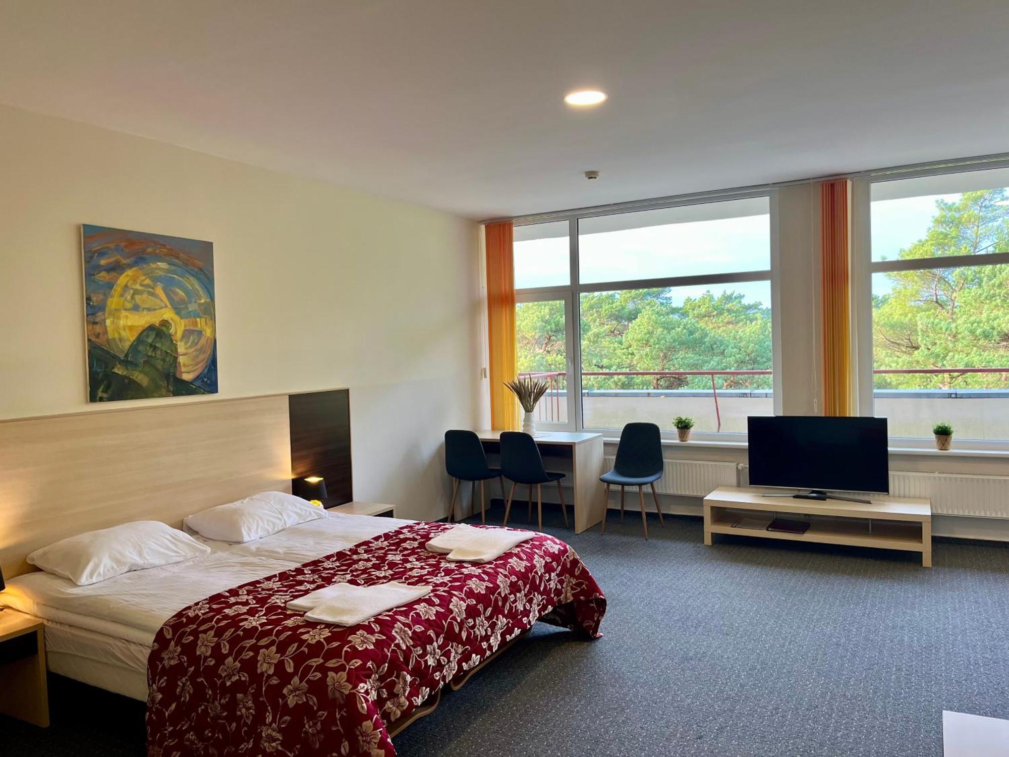 Palangos Daile Hotel Паланга Екстериор снимка