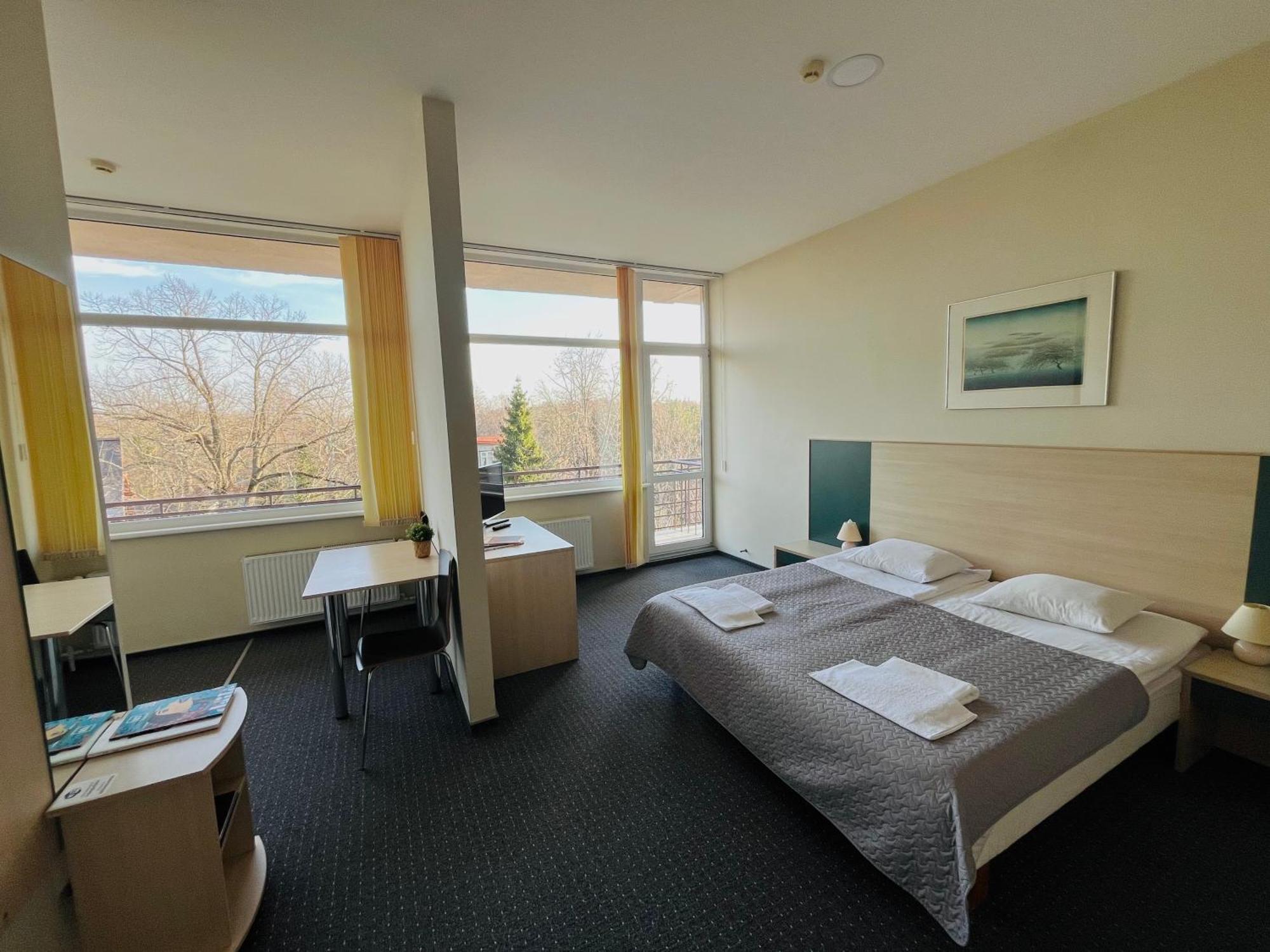 Palangos Daile Hotel Паланга Екстериор снимка